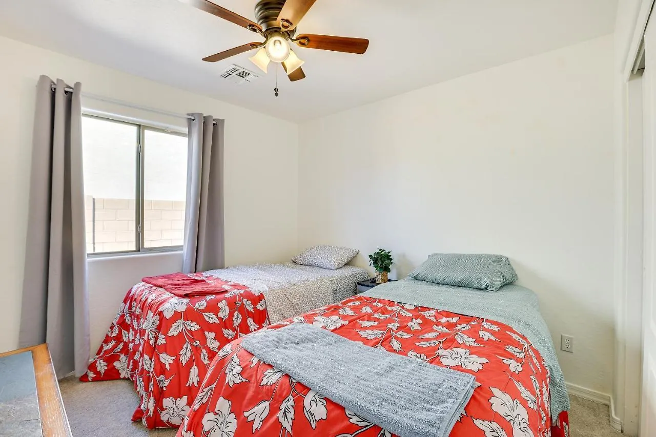 Pet-Friendly Phoenix Home With Fenced Backyard! الولايات المتحدة الأمريكية